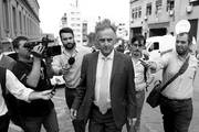 Fernando Calloia a la salida del juzgado, el 4 de abril de 2014. Foto: Iván Franco