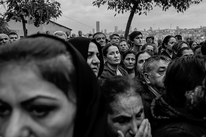 Funeral de una víctima de los atentados, ayer, en Ankara, Turquía. Foto: Yasin Akgul, AFP