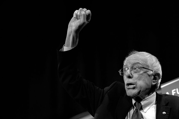 El candidato demócrata Bernie Sanders durante un acto de campaña en Claremont, New Hampshire (Estados Unidos). Foto: Matthew Cavanaugh, Afp