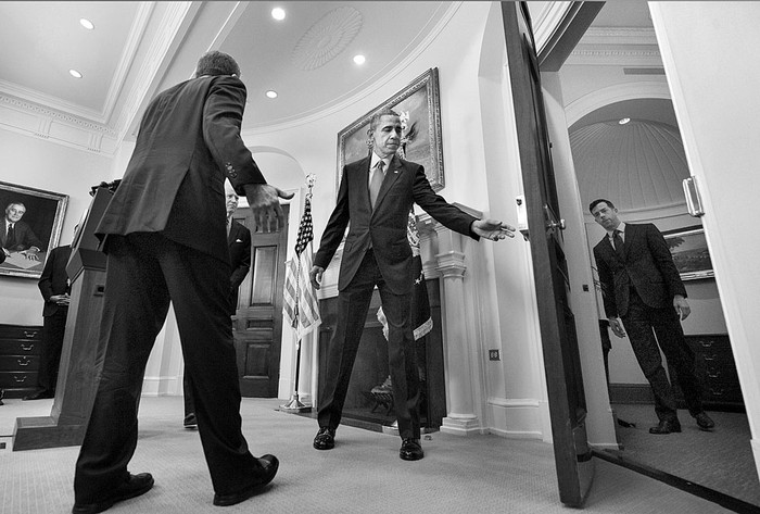 Ashton Carter, secretario de Defensa, Barack Obama, presidente estadounidense, Joe Biden, vicepresidente, ayer, en el salón Roosevelt de la Casa Blanca. Foto: Mandel Ngan, Afp
