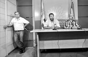 Milton Castellanos, Fernando Pereira y Marcelo Abdala, del PIT-CNT, en rueda de prensa luego de una reunión con Tabaré Vázquez en la residencia de Suárez. Foto: Federico Gutiérrez.