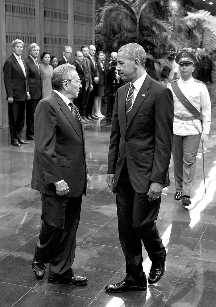 Raúl Castro y Barack Obama, ayer, en el Palacio de la Revolución, en La Habana, Cuba. Foto: Nicolás Kamm, Afp