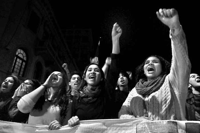 Marcha en Homenaje a los Mártires Estudiantiles, ayer, en el centro de Montevideo. Foto: Federico Gutiérrez