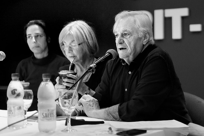 Isabel Wschebor, Mirtha Guianze y Samuel Blixen, ayer, en la sede del PIT-CNT. Foto: Pablo Albarenga