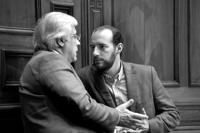 Gonzalo Mujica y Fernando Amado, ayer, durante la sesión de la Cámara de Diputados en la que se trató la Rendición de Cuentas. Foto: Federico Gutiérrez