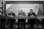 Jorge Quian, Jorge Basso y Arturo Echevarría, ayer en el Ministerio de Salud Pública. Foto: Juan Manuel Ramos