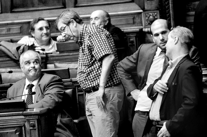 Gustavo Penadés, Eduardo Rubio, Martín Lema y Pablo Iturralde, ayer, durante la sesión de la Cámara de Diputados. Foto: Pablo Vignali