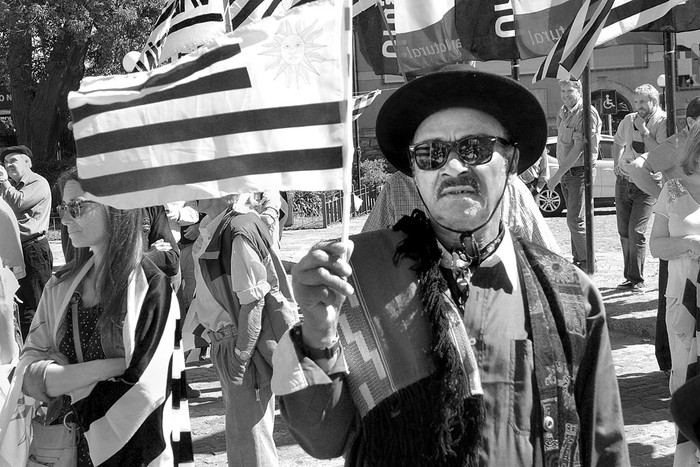 Manifestación de Un Solo Uruguay, ayer, en el puerto de Montevideo. Foto: Iván Franco