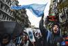 Marcha por aumento salarial a los docentes, y contra los recortes presupuestarios en las universidades públicas, ayer, en Buenos Aires. · Foto: Eitan Abramovich Marcha por aumento salarial a los docentes, y contra los recortes presupuestarios en las universidades públicas, ayer, en Buenos Aires. · Foto: Eitan Abramovich