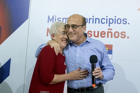 Daniel Martínez y Graciela Villar, durante el Plenario Nacional del Frente Amplio, ayer, en La Huella de Seregni. · Foto: Ricardo Antúnez Daniel Martínez y Graciela Villar, durante el Plenario Nacional del Frente Amplio, ayer, en La Huella de Seregni. · Foto: Ricardo Antúnez