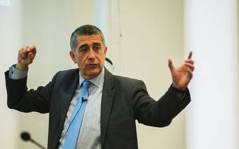 Antonio Santos del Valle. Antonio Santos del Valle.