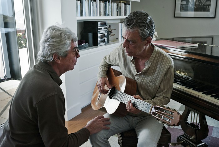 Miguel Faria Jr. y Chico Buarque. Foto: archivo Zeca Guimarães
