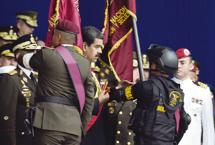 Nicolás Maduro, el sábado, en una ceremonia para celebrar el 81o aniversario de la Guardia Nacional en Caracas. · Foto: Juan Barreto