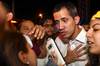 Juan Guaidó sale del hotel, ayer, en Salinas, Ecuador. Juan Guaidó sale del hotel, ayer, en Salinas, Ecuador.