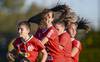 Luciana Borruso, Agustina Martínez, Silvina Regueira, y Agustina González, de San Jacinto Rentistas, durante el partido con Peñarol, el domingo, en el estadio José Pedro Damiani
· Foto: Fernando Morán Luciana Borruso, Agustina Martínez, Silvina Regueira, y Agustina González, de San Jacinto Rentistas, durante el partido con Peñarol, el domingo, en el estadio José Pedro Damiani
· Foto: Fernando Morán