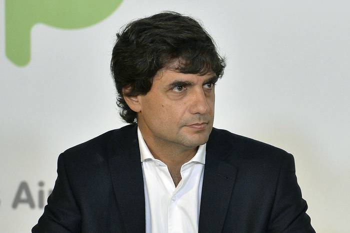 Hernán Lacunza, ministro de Economía argentino. · Foto: Noticias Argentinas, AFP