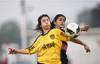 Lourdes Viana, de Peñarol, Lourdes Olivera, de Progreso, el domingo, en el Parque Keguay. Lourdes Viana, de Peñarol, Lourdes Olivera, de Progreso, el domingo, en el Parque Keguay.