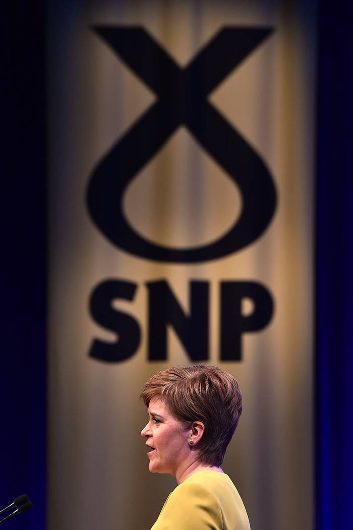 Nicola Sturgeon, primera ministra de Escocia y líder del Partido Nacional Escocés (SNP).
 · Foto: Andy Buchanan, AFP