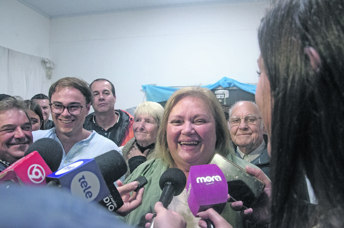 Ana Bentaberri, intendenta reelecta de San José. Ana Bentaberri, intendenta reelecta de San José.