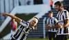 Rodrigo Rivero y Bruno Méndez festejan el segundo gol de Wanderers a Danubio, ayer, en Jardines del Hipódromo. · Foto: Pablo Vignali Rodrigo Rivero y Bruno Méndez festejan el segundo gol de Wanderers a Danubio, ayer, en Jardines del Hipódromo. · Foto: Pablo Vignali