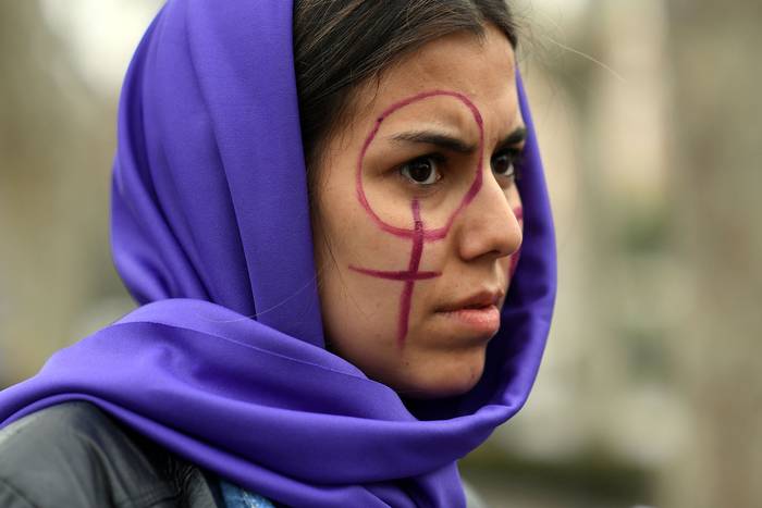 Manifestación que conmemora el Día Internacional de la Mujer, ayer, en Madrid. · Foto: Óscar del Pozo, AFP