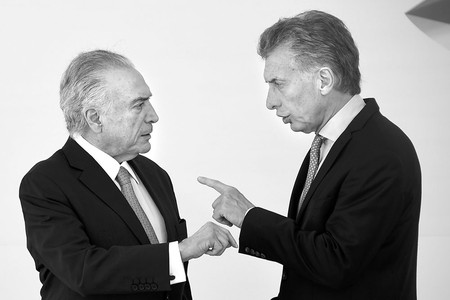 El presidente de Brasil, Michel Temer, y su homólogo argentino, Mauricio Macri, durante la Cumbre del Mercosur, el 21 de diciembre, en el Palacio de Itamaraty, en Brasilia. Foto: Evaristo Sa, AFP El presidente de Brasil, Michel Temer, y su homólogo argentino, Mauricio Macri, durante la Cumbre del Mercosur, el 21 de diciembre, en el Palacio de Itamaraty, en Brasilia. Foto: Evaristo Sa, AFP