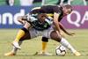 Walter Gargano, de Peñarol, y Daniel Rosero de Deportivo Cali, en el estadio Deportivo Cali. · Foto: Luis Robayo, AFP Walter Gargano, de Peñarol, y Daniel Rosero de Deportivo Cali, en el estadio Deportivo Cali. · Foto: Luis Robayo, AFP