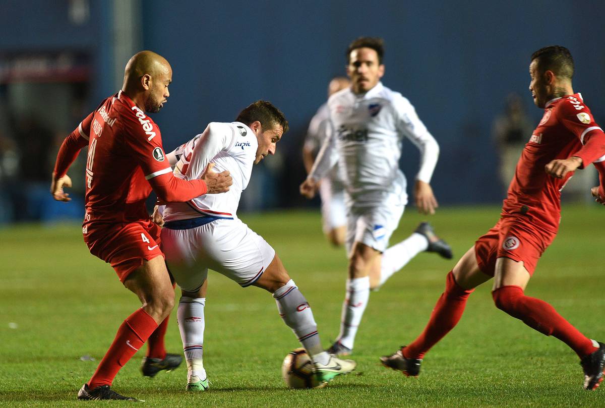 Nacional Visita Al Inter De Porto Alegre | La Diaria | Uruguay