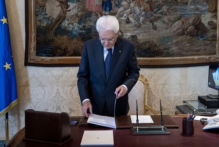 Sergio Mattarella, presidente italiano, en su oficina en Roma. · Foto: Presidencia italiana Sergio Mattarella, presidente italiano, en su oficina en Roma. · Foto: Presidencia italiana