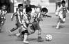 Partido entre Alas Rojas River y Barrio Sur, en la cancha de la plaza República Argentina. Foto: Iván Franco Partido entre Alas Rojas River y Barrio Sur, en la cancha de la plaza República Argentina. Foto: Iván Franco