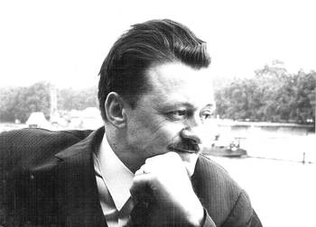 Mario Benedetti en París, en 1965. Foto: M. C. ORIVE, Archivo FMB Mario Benedetti en París, en 1965. Foto: M. C. ORIVE, Archivo FMB
