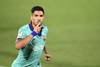 Luis Suárez, tras convertir el segundo gol de Barcelona a Villarreal, en el estadio Madrigal. · Foto: José Jordan, AFP Luis Suárez, tras convertir el segundo gol de Barcelona a Villarreal, en el estadio Madrigal. · Foto: José Jordan, AFP