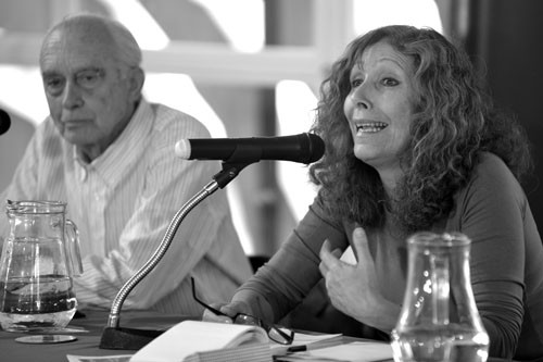 Constanza Moreira y Julio Louis, ayer, en el debate sobre soberanía nacional en la sede del Frente Amplio. Foto: Mauricio Kühne