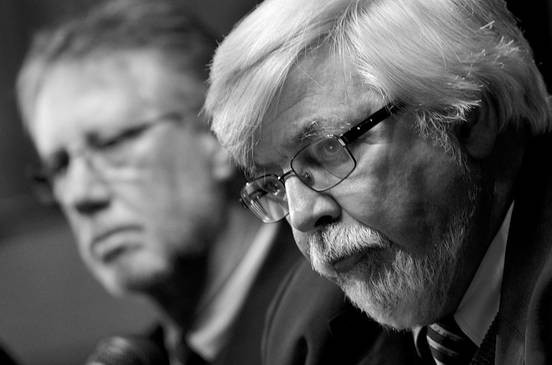 Jorge Vázquez y Eduardo Bonomi, en la Comisión de Seguridad Pública y Convivencia de la Cámara de Senadores. Foto: Pablo Vignali (archivo, julio de 2015)