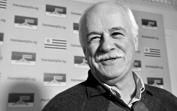 Yerú Pardiñas, ayer, al salir de la reunión del Secretariado Ejecutivo del Frente Amplio. Foto: Federico Gutiérrez