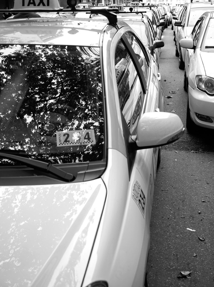 Movilización de taxis. Foto: Panta Astiazarán, Afp (archivo, noviembre de 2015)
