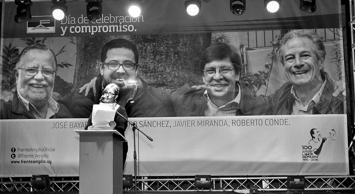 Lanzamiento de la campaña hacia las elecciones internas del Frente Amplio en la plaza Liber Seregni.
Foto: Federico Gutiérrez (archivo, marzo de 2016)