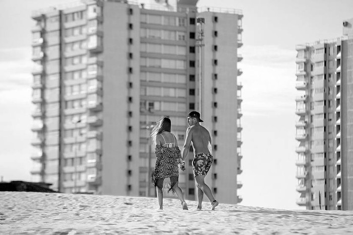Playa Brava de Punta del Este. Foto: Santiago Mazzarovich (archivo, enero de 2016)