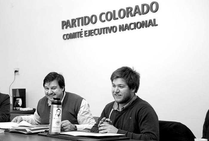 Adrián Peña y Maximiliano Campo  en el Comité Ejecutivo Nacional del Partido Colorado. Foto: Andrés Cuenca (archivo, julio de 2017)
