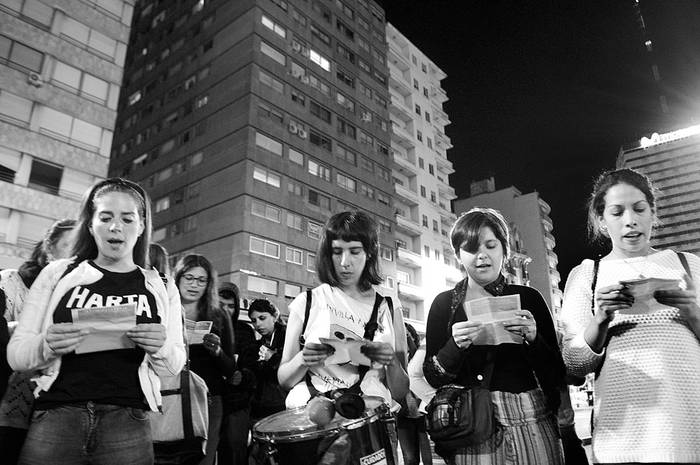 Alerta Feminista en el Centro de Montevideo. Foto: Manuela Aldabe (archivo, febrero de 2018)