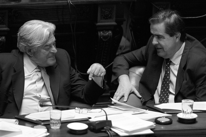 Luis Alberto Lacalle y Francisco Gallinal en el Senado. (archivo, diciembre de 2011) · Foto: Nicolás Celaya