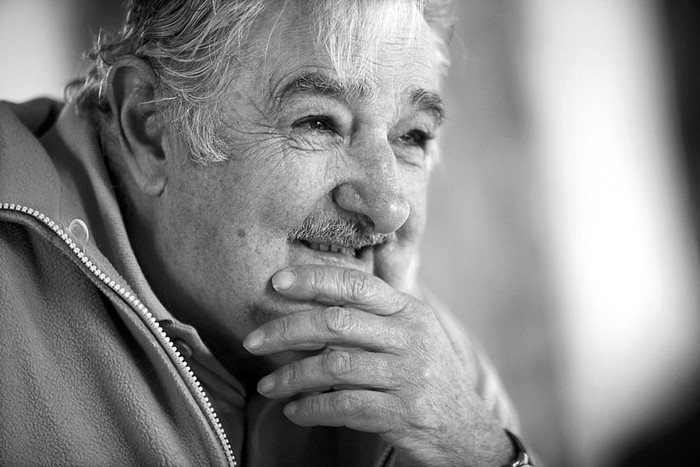 El presidente José Mujica durante una entrevista con la diaria.  (archivo, setiembre de 2012) · Foto: Pedro Rincón
