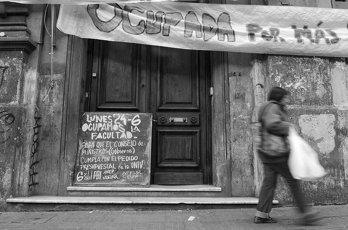 Facultad de Psicología de la Universidad de la República.  · Foto: Santiago Mazzarovich