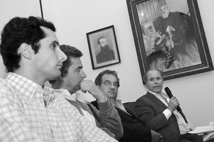 Gonzalo Baroni, Gerardo Amarilla, José Carlos Cardoso y Pablo Iturralde, ayer en la sede del Partido Nacional.  · Foto: Nicolás Celaya