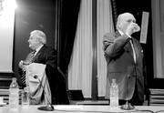 Luis Alberto Lacalle y Julio María Sanguinetti en la charla “Presente y futuro de la democracia en Uruguay”.Foto: Pablo Vignali