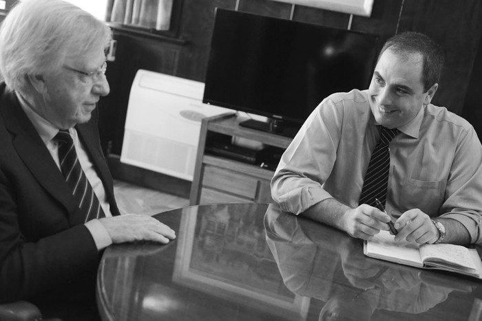 Danilo Astori y Pablo Ferreri, integrantes del FLS, en el Ministerio de Economía. Foto: Santiago Mazzarovich