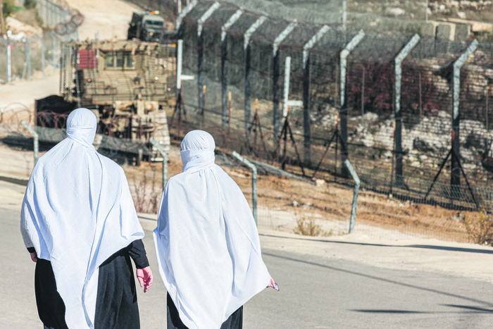 Zona de amortiguamiento patrullada por la ONU que separa las fuerzas israelí y siria, el 15 de diciembre, cerca de la aldea drusa de Majdal Shams, en los Altos del Golán. · Foto: Jalaa Marey, AFP