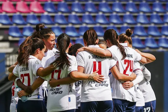 Plantel de Nacional, el 19 de octubre, por la segunda fecha del grupo D de la Copa Libertadores en Quito. Foto: Nacional Femenino