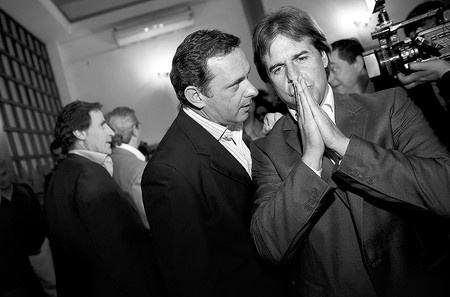 Álvaro Delgado y Luis Lacalle Pou, ayer, en una actividad sobre seguridad ciudadana. / Foto: Nicolás Celaya Álvaro Delgado y Luis Lacalle Pou, ayer, en una actividad sobre seguridad ciudadana. / Foto: Nicolás Celaya