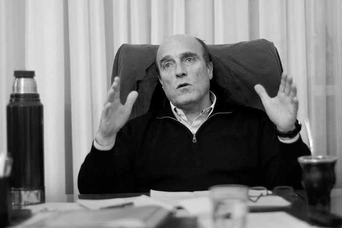 Daniel Martínez, intendente de Montevideo, en su despacho. Foto: Pablo Vignali